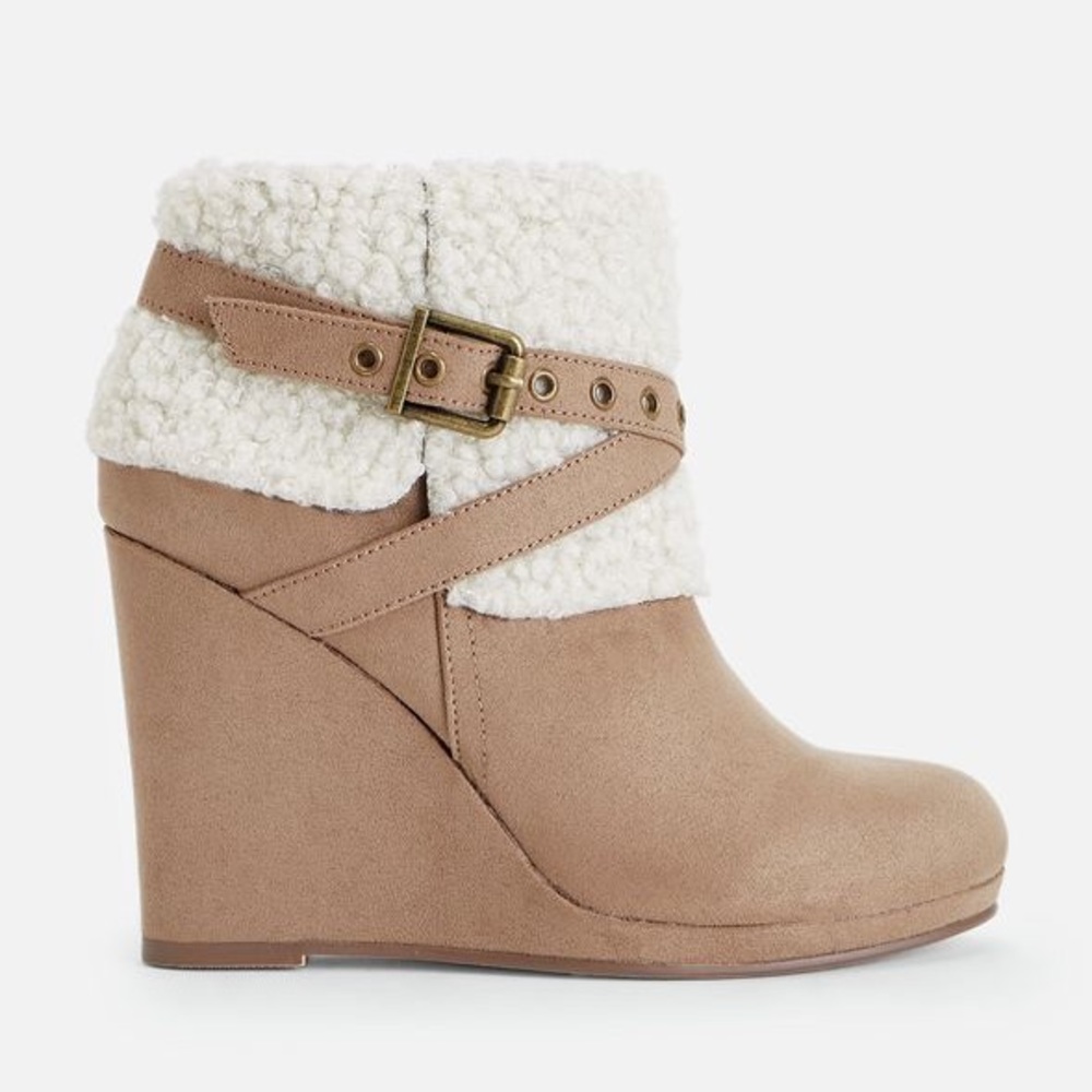 Wedge booties
